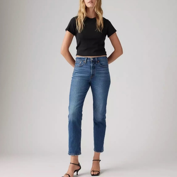 Levi's Wedgie Straight Fit Button Fly Jeans Unstoppable Wear Dark Wash Size 28 - Picture 1 of 12